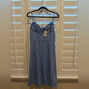Forever 21 size large, midi floral dress with side slit, cornflower blue and NWT